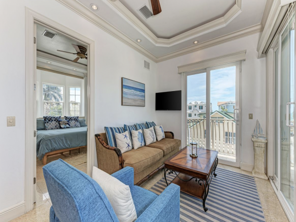 Luxury Anna Maria Island Vacation Home Sleeps 8